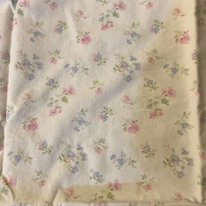Shabby Chic Candy Floral QUEEN Pillow Case Set Rachel Ashwell NWOT